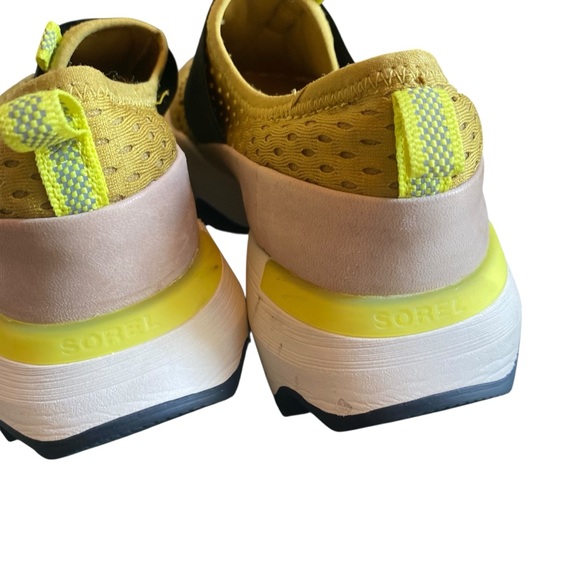 Sorel WOMEN'S KINETIC IMPACT STRAP SNEAKERS size 7 Dioxide Gold - Picture 7 of 10